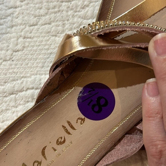 Flip flop Bundle Size 8-8.5 - Picture 7 of 14